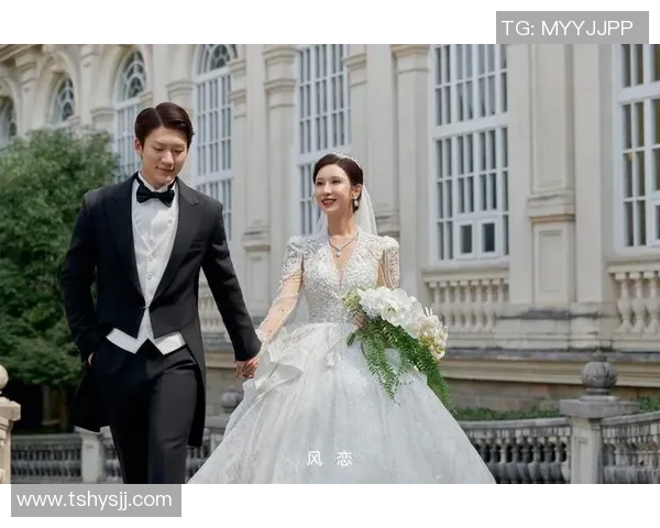 浪漫摄影婚纱定制，见证最美爱情瞬间的独特艺术表达